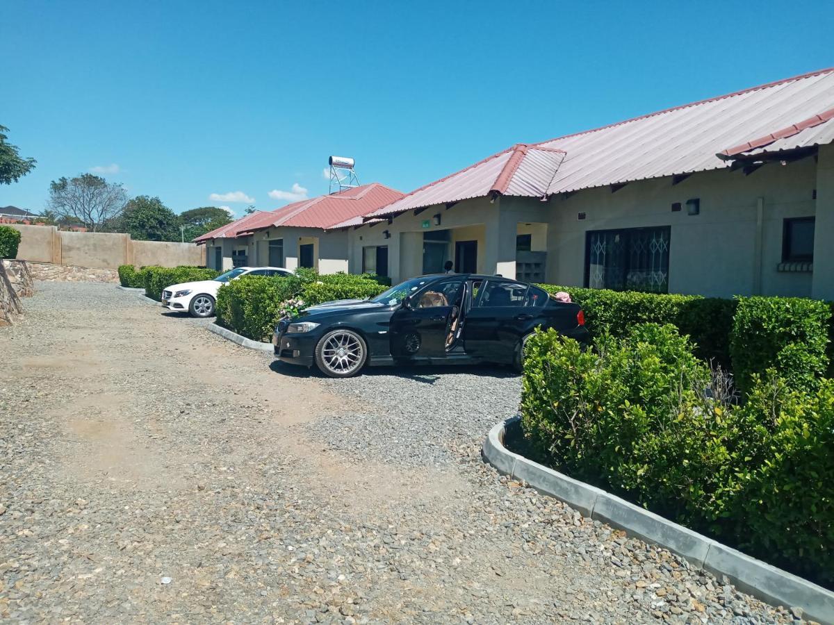 Douglas Lodge & Apartments Lilongwe Eksteriør bilde